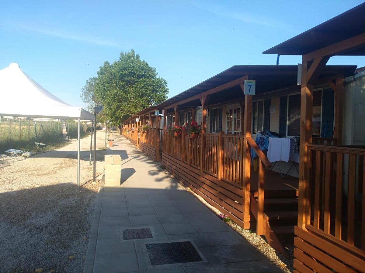 Villaggio Degli Angeli Scerne Pineto Exterior photo